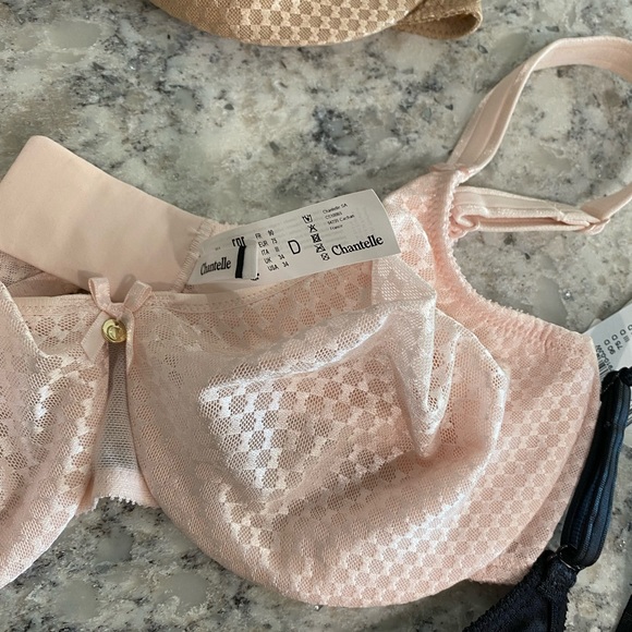 Never Been Worn! Nude Chantelle Under Wire Bras- 3 Piece Bundle- Size 34D - Picture 5 of 9
